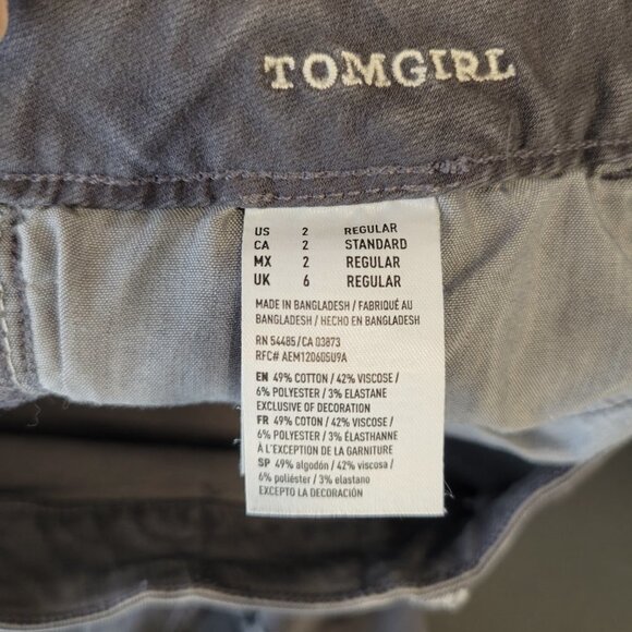 American Eagle Women Gray Mid Rise Tomgirl Distressed Regular Jeans Size 2 - Picture 12 of 12